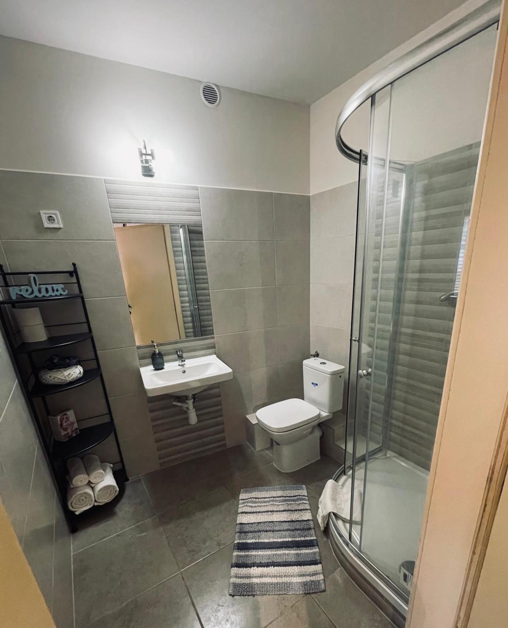 Downtown Apartments Deluxe Győr Exterior foto